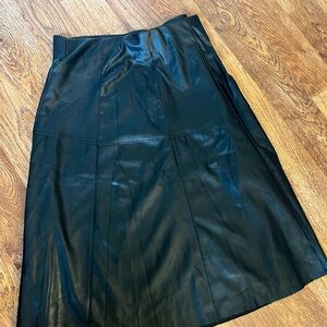 Elegant Black Pleather Skirt